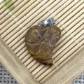 Natural stone heart-shaped pendant with metal bail, unique pattern gemstone jewelry accessory. - 16x21mm (2g) / Gold Silk Jade