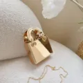Mini borsa a tracolla con catena effetto specchio metallico, elegante dettaglio borsa. - Oro