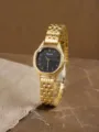 Nahaufnahme der vintage achteckigen goldenen Quarzuhr mit einem eleganten schwarzen Zifferblatt. - Goldschwarz