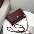 Borsa a tracolla bordeaux goffrata, elegante borsa a spalla con zip multistrato da donna. - 28*8*18cm / Rosso scuro