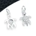 Prachtige zilverkleurige zeeschildpad hanger met glanzende zirkonia voor DIY armbanden en kettingen. - Zirconia Zeeschildpad Hanger (T3755)