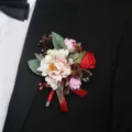Bruiloft Boutonniere Kunstmatige Roos Zijden Bloem Groom Kostuum Corsage Huwelijksfeest Decoratie - Pioenroos Corsage / Roze
