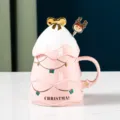 Rosa Weihnachtsbaum Keramik Tasse mit Deckel und Löffel, kreatives Urlaubsgeschenk. - Rosa