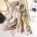 Sciarpa lunga effetto seta con stampa foglie verdi e pesci, elegante scialle donna. - 90*180cm / Bianco