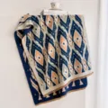 Écharpe jacquard géométrique rétro et châle polyvalent avec détails de franges. - 65*180cm / Bleu marine