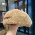 Retro flauschige Wollmischung Barette fuer Damen, weiche Herbst und Winter warme Muetze. - Einheitsgröße (56-58cm) / Khaki