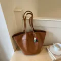 Casual bruine dames grote capaciteit tote tas PU lederen schoudertas voor dagelijks - Met Hanger / Bruin