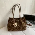 Vintage luipaardprint suède shopper tas, grote damestas voor dagelijks gebruik en werk. - Met Hanger / Luipaard Bruin