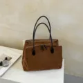 Retro bruine suède tote tas voor vrouwen, grote capaciteit casual schoudertas voor dagelijks. - Met Hanger / Bruin