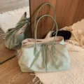 Koreaanse stijl casual groene tote bag grote capaciteit schoudertas voor vrouwen - Met Hanger / Groen