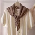 Gebreide korte mouw top en bruine driehoekige sjaal set voor vrouwen herfst winter chic - Geometrisch Blauw / Khaki