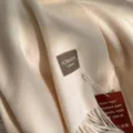 Einfarbig kaschmirartiger Schal Winter warm kuschelig Fransen Quasten stilvoll Halstuch creme - Hellbeige