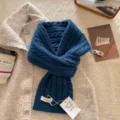 Klassischer blauer Zopfmuster Wollschal für Damen, dicker warmer Winter Halswärmer weich. - Dunstblau