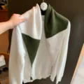 Herbst Winter koreanischer Stil Farblock Strickpullover mit schickem Kontrast Dreiecksschal. - 145*35cm / Armeegrün