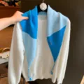Koreanischer Stil farbblockiertes Strick-Dreiecktuch und weißer Pullover Set für Damen. - 145*35cm / Blau