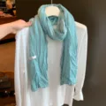 Blauer einfarbiger Falzschal für Damen, elegantes und vielseitiges Herbst-Accessoire. - 180*65cm / Seeblau