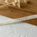 Cinta de encaje de ganchillo de algodón blanco para manualidades DIY y ropa de muñeca. - Estilo 6