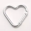Silberner herzförmiger Aluminium-Karabinerhaken für Rucksack Schlüsselanhänger Outdoor. - Silber
