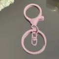 Rosa Metall Schlüsselanhänger 3er Set, DIY Handwerk 8-förmiger flacher Ring für Taschen. - Karabiner-Dreiteiler / Hellrosa