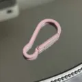 Pink aluminum alloy pear-shaped carabiner keychain clip, durable outdoor D ring tool hook. - Gourd Buckle / Light Pink