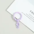 Helllila Federring Schlüsselanhänger mit Metallkette, bonbonfarbenes Taschenanhänger Zubehör. - Federring mit vierteiliger Kette / Hellviolett