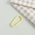 Gelber Metall D-Ring Feder Karabiner Haken für DIY Schmuck Zubehör Taschen Anhänger. - Hellgelb