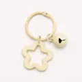 Beige ster bel sleutelhanger, schattige tas charm en mooie handgemaakte accessoires. - Broken Wit
