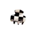 Molla per capelli a quadretti bianchi e neri, accessorio acrilico minimalista per donne. - Bianco e nero