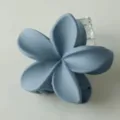 Molletta per capelli fiore plumeria blu opaco resina accessori acconciatura donna - Blu