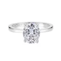 Superbe bague en argent 925 avec moissanite ovale affichage principal eclat luxe. - Taille 5 / Ovale (1.00ct) / Argent