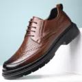 Chaussures richelieu homme marron cuir brogue style decontracte respire vue principale - 38 / Marron Creux