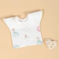 Soft cotton baby bib with cute hot air balloon print, comfortable waterproof toddler feeding drool bib. - Waterproof Bib - Hot Air Balloon