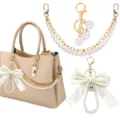 Parelketting handtas accessoire set met strik hanger en bloemen sleutelhanger - Stijl 3