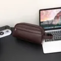 Simple solid color men's leather clutch bag, large capacity commuter casual handbag. - Coffee