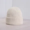 Einfarbige Rippstrick Mütze, weiche und warme Winterkappe für lässige Outdoor Alltagsbekleidung. - Beige