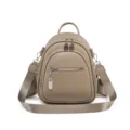 Mochila casual elegante de mujer en piel suave color kaki con tirantes anchos y candado. - Caqui