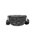 Bolso cruzado con patron de piel de serpiente gris, rinonera elegante con correa. - Negro