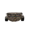 Elegante bolso cruzado con estampado de serpiente riñonera dumpling con correa ancha para mujeres. - Caqui