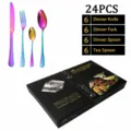 Détail d'un set de couverts en acier inoxydable de 24 pièces avec couteaux et cuillères. - Boîte cadeau à double porte / Couleur AB