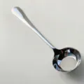 Louche à soupe en acier inoxydable à long manche, cuillère de cuisine 18,1x4,8cm. - Cuillère Simple