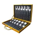 Juego de cubiertos de acero inoxidable de 24 piezas con cuchillos, tenedores y cucharas. - Conjunto de Caja de Madera Plateada