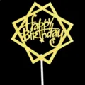 Gold glitzernder geometrischer Happy Birthday Kuchentopper mit weißem Stab für Feiern - Großer Würfel / Gold