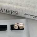 Bague ouverte plaquée or rose avec des détails de clous et un pavé de pierres brillantes. - Bague Ouverte Micro-incrustée à Pointes 3D (@9)