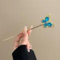 Chinesischer Stil blauer Kristall Schmetterling Haarnadel antike Haargabel für Hanfu Dutt - Gold Blau Kristall Schmetterling Stil