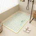 Green and white striped anti-slip bath mat for bathroom, comfortable shower foot pad. - 40x70cm / Jasmine Dew