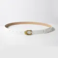 Ceinture en cuir PU blanc avec boucle dorée classique en C, design élégant et tendance. - Blanc 111cm