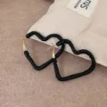 Pendientes de corazón de ratán negro, grandes pendientes geométricos estilo retro mujer. - Estilo de Corazón (PUW16) / 5cm / Negro
