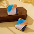 Boucles d'oreilles carrées géométriques abstraites avec design de blocs de couleur chic - Style Carré Peinture Abstraite B (JMX-ER9881-B)