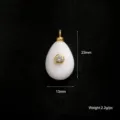 Pendentif géométrique en pierre larme blanche avec capuchon doré et strass 23x13mm. - Incrustation de Centre en Zircon (A0259) / 23x13mm / Jade Blanc