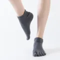 Non-slip five-toe yoga socks with grip for women, breathable toe-less fitness exercise socks. - Dark Gray